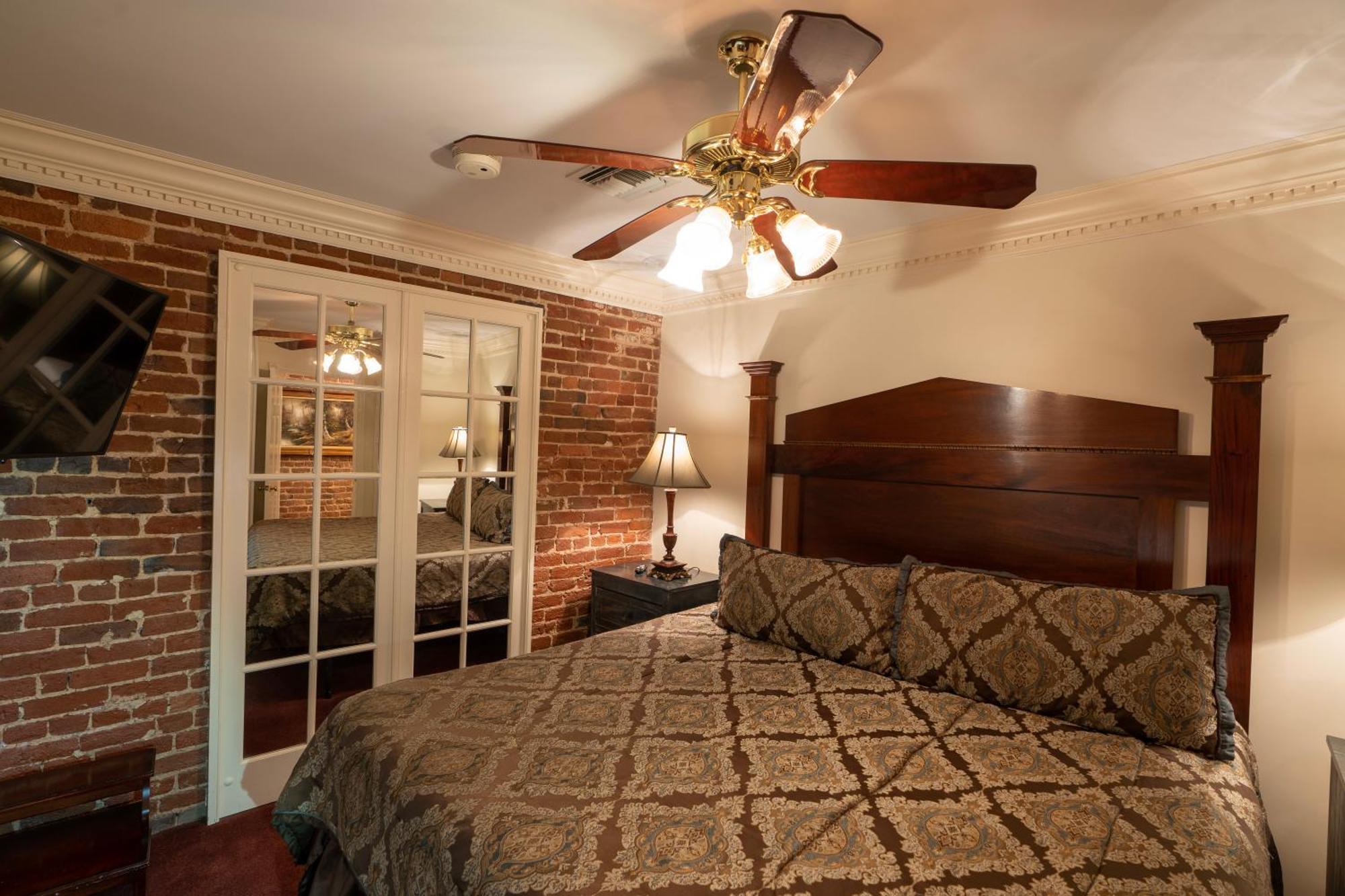 Quarter House Suites New Orleans Eksteriør bilde