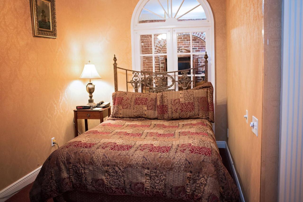 Quarter House Suites New Orleans Eksteriør bilde